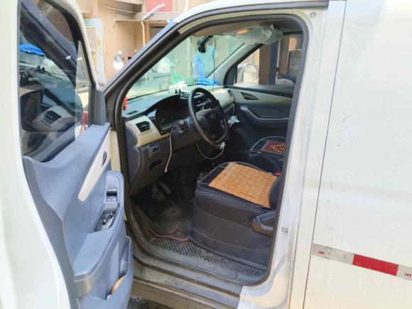 [苏州·苏E] 二手上汽大通MAXUS大通EV302022款 纯电智能物流专家长轴国轩