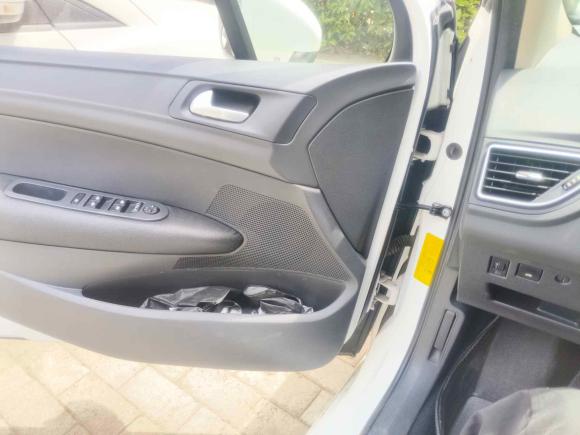 [武汉·鄂A] 二手标致标致3082014款 乐享版 经典 1.6L 自动优尚型