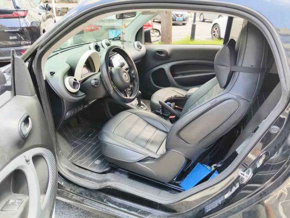 [南通·苏F] 二手smartsmart fortwo2015款 1.0L 52千瓦硬顶灵动版