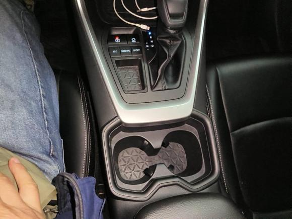 [杭州·浙A] 二手丰田RAV4荣放2023款 2.0L CVT两驱都市版