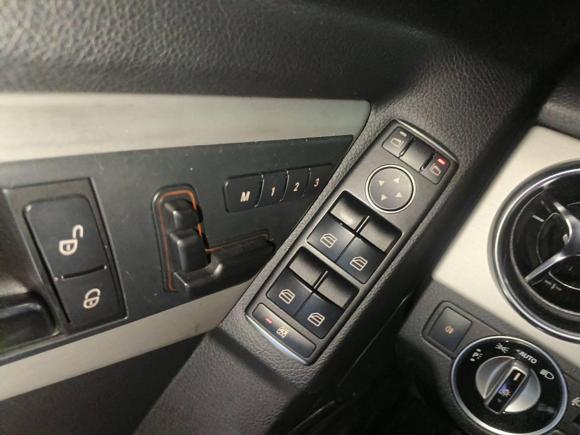 [广州·粤A] 二手奔驰奔驰GLK级2014款 GLK 260 4MATIC 动感型