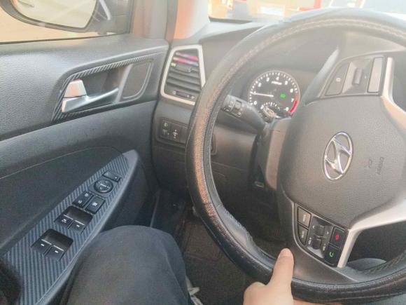 [南通·苏F] 二手现代途胜2015款 1.6T 双离合两驱智能型