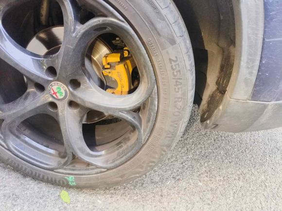 [宁波·浙B] 二手阿尔法·罗密欧Stelvio斯坦维2017款 2.0T 200HP 精英版