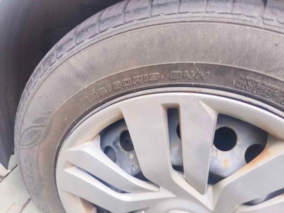 [上海·沪A] 二手本田飞度2016款 1.5L LXS CVT舒适天窗版