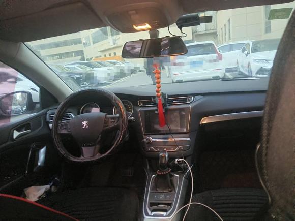 [济南·鲁A] 二手标致标致4082015款 1.2T 自动豪华版