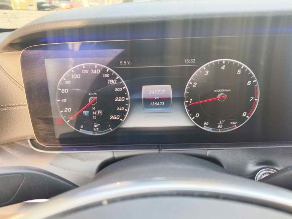 [青岛·鲁U] 二手奔驰奔驰E级2017款 E 300 L 运动豪华型