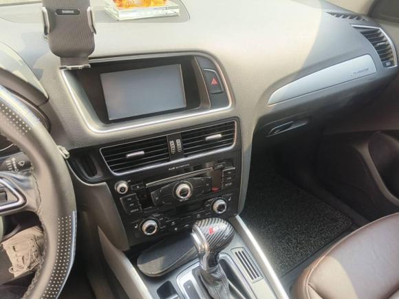 [武汉·鄂A] 二手奥迪奥迪Q52015款 40 TFSI 技术型