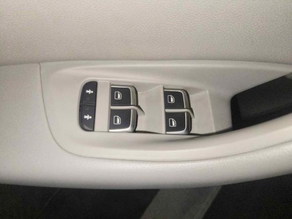 [苏州·苏E] 二手奥迪奥迪A6L2012款 30 FSI 舒适型