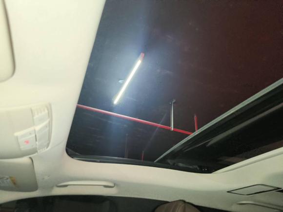 [苏州·苏E] 二手奔驰奔驰E级2018款 改款 E 300 L 运动豪华型