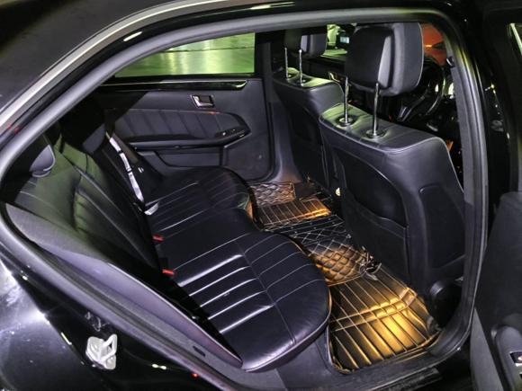 [上海·皖A] 二手奔驰奔驰E级2015款 E 260 L 运动豪华型