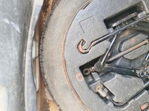 [嘉兴·浙F] 二手现代朗动2012款 1.6L 手动领先型