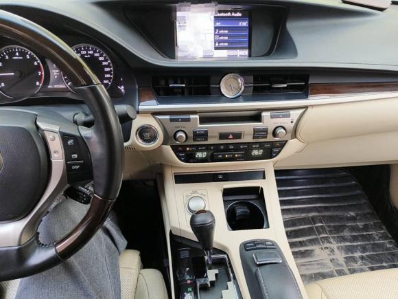 [佛山·粤R] 二手雷克萨斯雷克萨斯ES2013款 250 典雅版