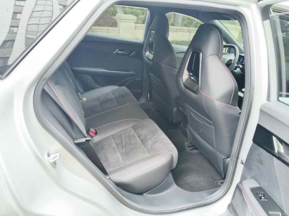 [上海·沪A] 二手名爵MG4 EV2022款 460km 四驱性能版