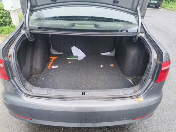 [无锡·苏B] 二手大众朗逸2013款 改款经典 1.6L 手动舒适版