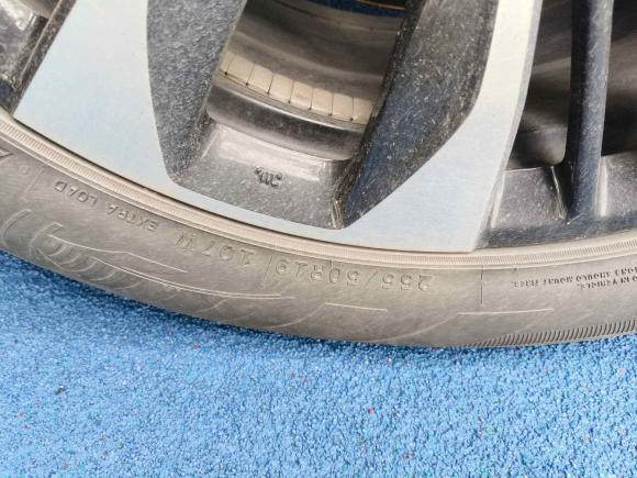 [成都·川A] 二手红旗红旗HS72021款 2.0T DCT两驱智联旗享版