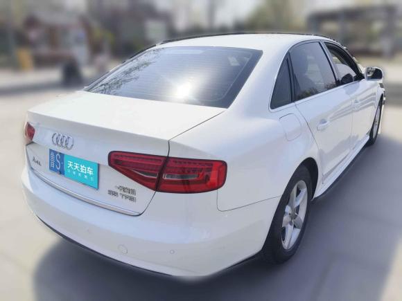[济南·鲁S] 二手奥迪奥迪A4L2015款 35 TFSI 自动标准型