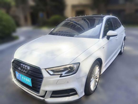 [上海·沪D] 二手奥迪奥迪A32018款 30周年年型 Sportback 35 TFSI 时尚型