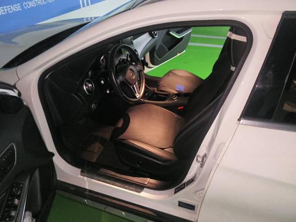 [宁波·浙B] 二手奔驰奔驰GLA2016款 GLA 200 动感型