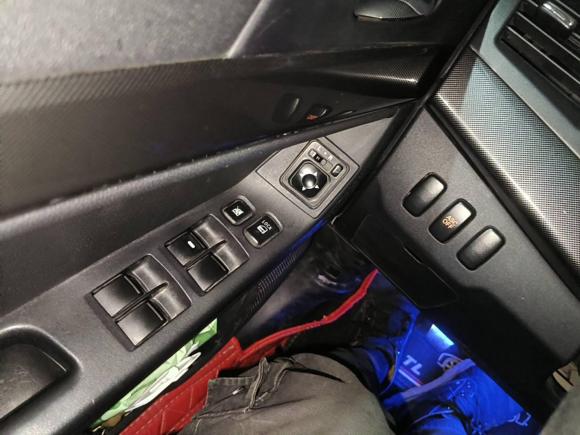 [杭州·皖H] 二手三菱翼神2011款 致尚版 1.8L 手动豪华型