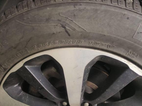 [上海·沪G] 二手起亚索兰托2015款 索兰托L 2.4L 汽油4WD精英版 7座 国V