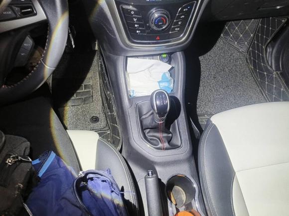 [合肥·皖A] 二手长安长安CS352017款 1.6L 手动豪华型