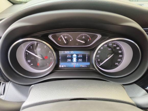 [上海·沪B] 二手别克昂科威Plus2018款 28T 四驱精英型