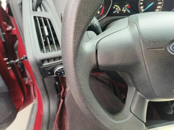 [金华·浙G] 二手福特福克斯2012款 两厢 1.6L 自动舒适型