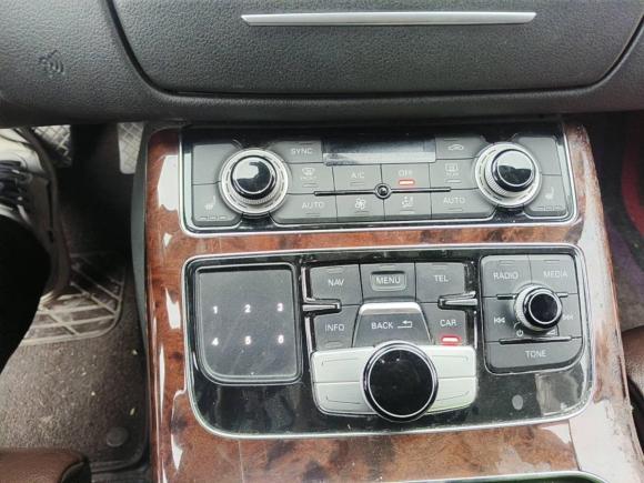 [杭州·浙A] 二手奥迪奥迪A82013款 A8L 50 TFSI quattro舒适型