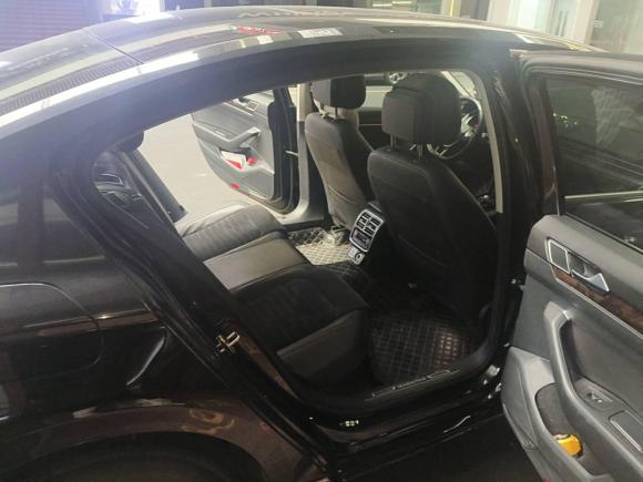 [佛山·粤X] 二手大众迈腾2018款 330TSI DSG 豪华型