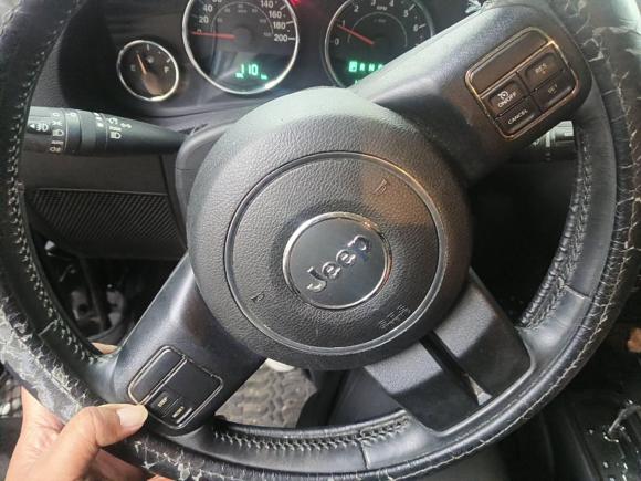 [上海·沪B] 二手Jeep牧马人2014款 3.0L Sahara 四门版