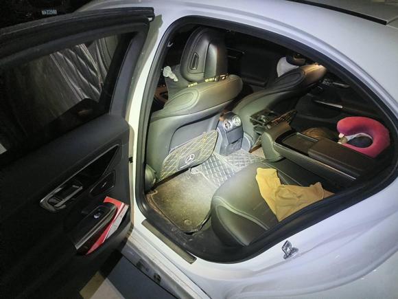 [合肥·皖A] 二手奔驰奔驰C级2022款 改款 C 200 L 运动版