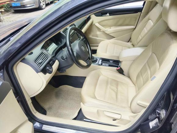 [上海·沪A] 二手大众帕萨特2011款 1.8TSI DSG尊荣版