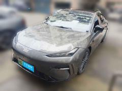 [上海·沪B]吉利银河&nbsp;&nbsp;银河E8&nbsp;&nbsp;2025款 575km 启航智驾版
