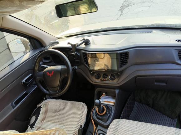 [上海·浙A] 二手五菱汽车五菱宏光V2021款 1.5L劲取版封窗车LAR