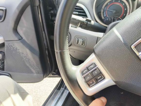 [上海·沪B] 二手道奇酷威2013款 2.4L 两驱尊尚版