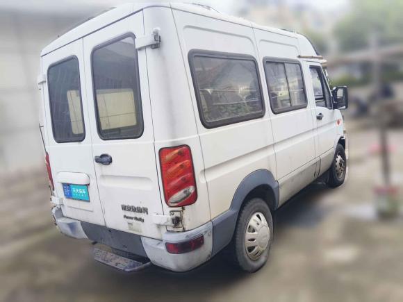 [金华·苏F] 二手依维柯依维柯褒迪2012款 2.5T-A32 基本型