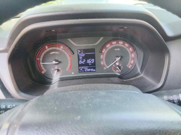 [金华·浙G] 二手上汽大通MAXUS大通T602017款 2.8T柴油自动两驱高底盘舒适型标厢国V