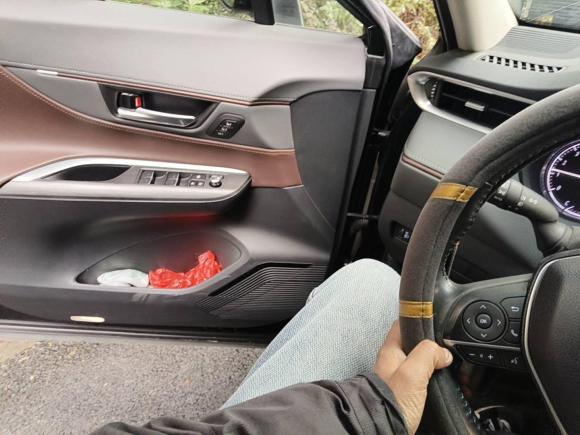 [苏州·苏U] 二手丰田凌放HARRIER2022款 2.0L CVT两驱尊享版