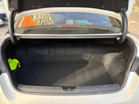 [广州·粤A] 二手起亚起亚K5新能源2018款 2.0L 智享版