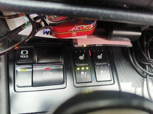 [上海·沪N] 二手雷克萨斯雷克萨斯RX2016款 300 两驱舒适版 国V