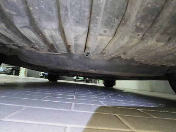 [青岛·鲁B] 二手奔驰奔驰C级2017款 改款 C 200 L 运动版