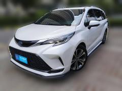[济南·鲁A] 丰田格瑞维亚2023款 2.5L混动 尊爵VIP版