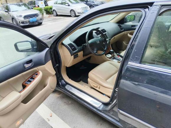 [温州·浙C] 二手本田雅阁2006款 2.4L 标准版