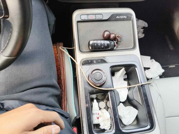 [广州·粤A] 二手埃安AION Y2022款 70 智领版 磷酸铁锂