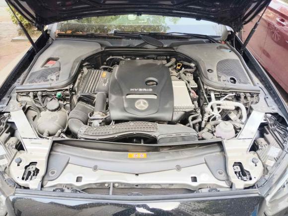 [无锡·苏B] 二手奔驰奔驰E级新能源2022款 改款三 E 350 e L 插电式混合动力轿车