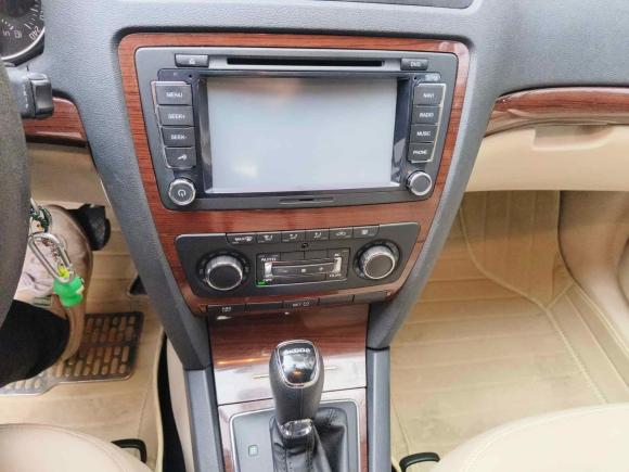 [上海·苏J] 二手斯柯达明锐2014款 1.6L 自动逸俊版