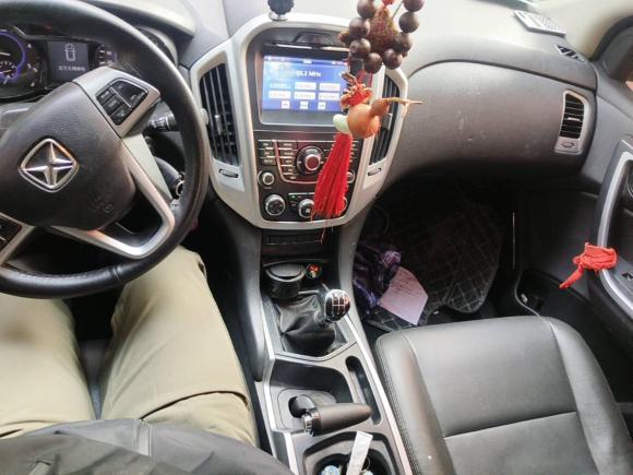 [嘉兴·浙F] 二手江铃驭胜S3502013款 2.4T 手动两驱柴油豪华版5座