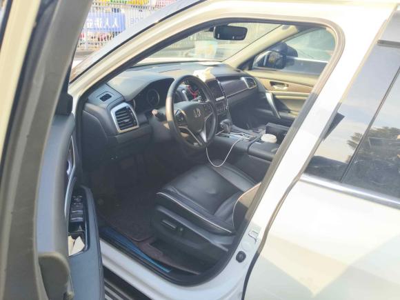 [合肥·皖A] 二手本田本田UR-V2017款 240TURBO 两驱豪华版 国V