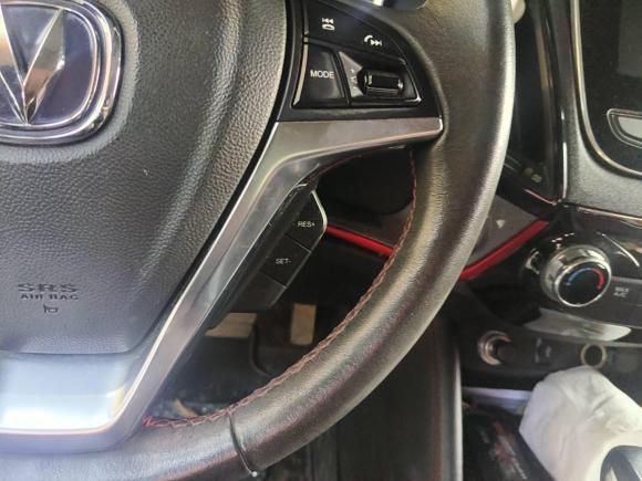 [宁波·豫N] 二手长安长安CS552017款 1.5T 自动炫色型