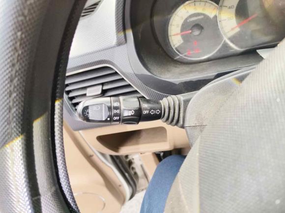 [南京·浙A] 二手五菱汽车五菱宏光2014款 1.5L S豪华型